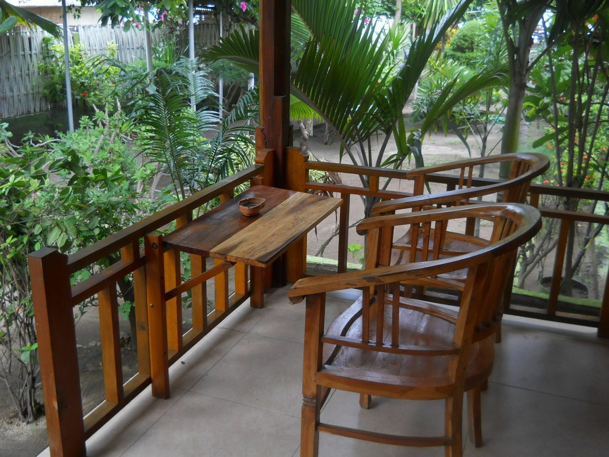 Balenta Bungalow Gili Trawangan Exterior photo